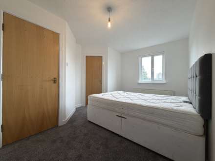 Stretford Road, Hulme, Image 16