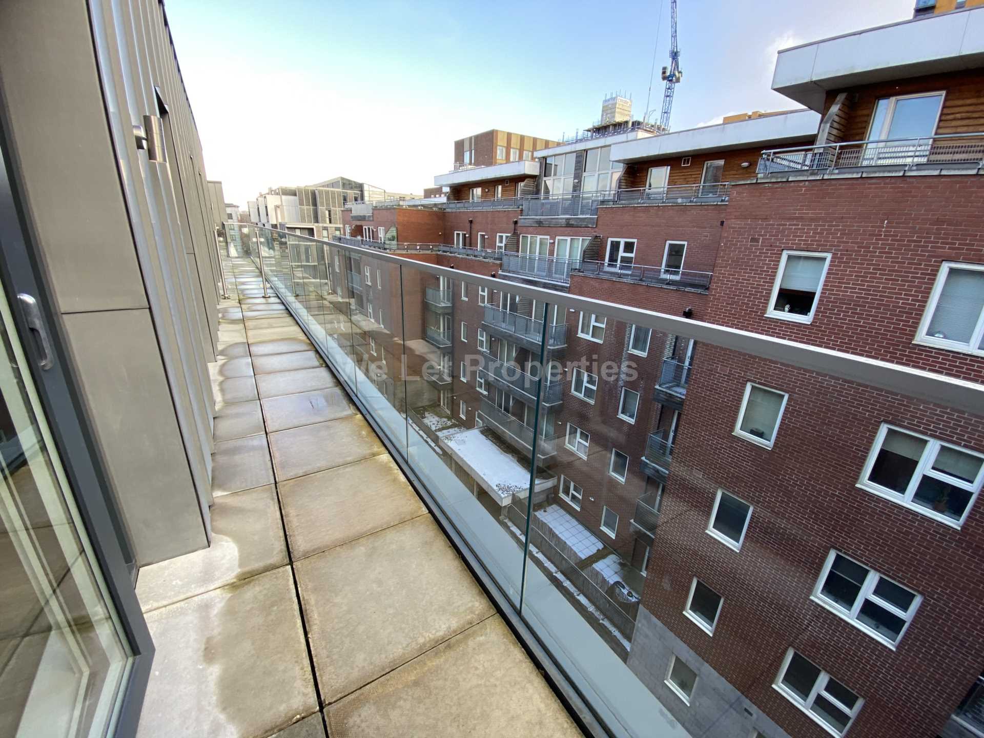 Halo, Simpson Street, Image 10