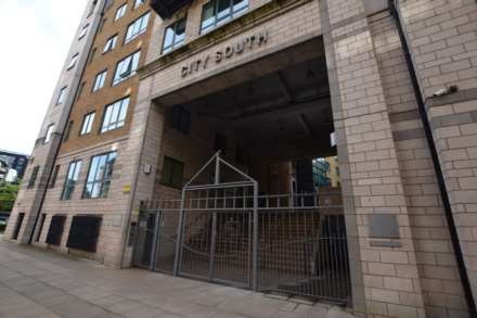 City South, City Road East, Image 14