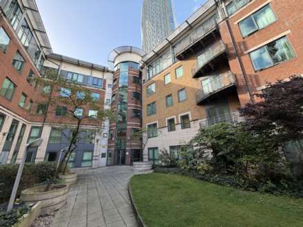 City South, City Road East, Image 15