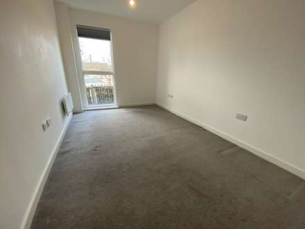 Lockgate Mews, Ancoats Marina, Image 4