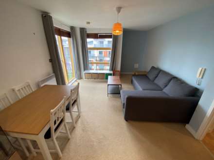 Property For Rent Hornbeam Way, Manchester