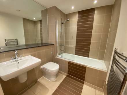 Barton Place, Greenquarter, Image 8