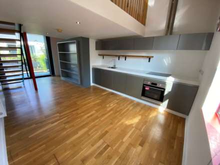 Property For Rent Reservoir Street, Salford