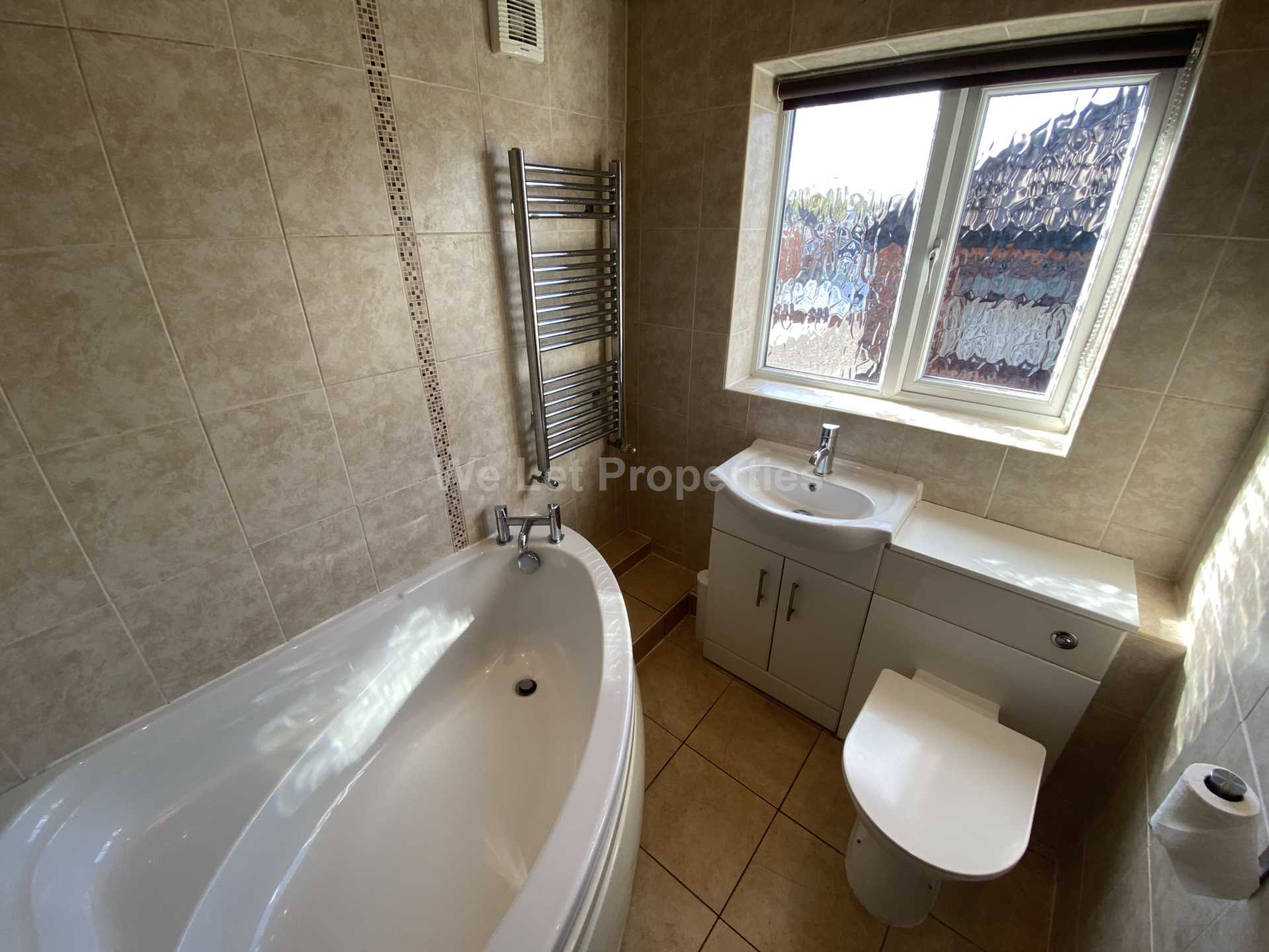 Briarwood Avenue, Droylsden, Image 7