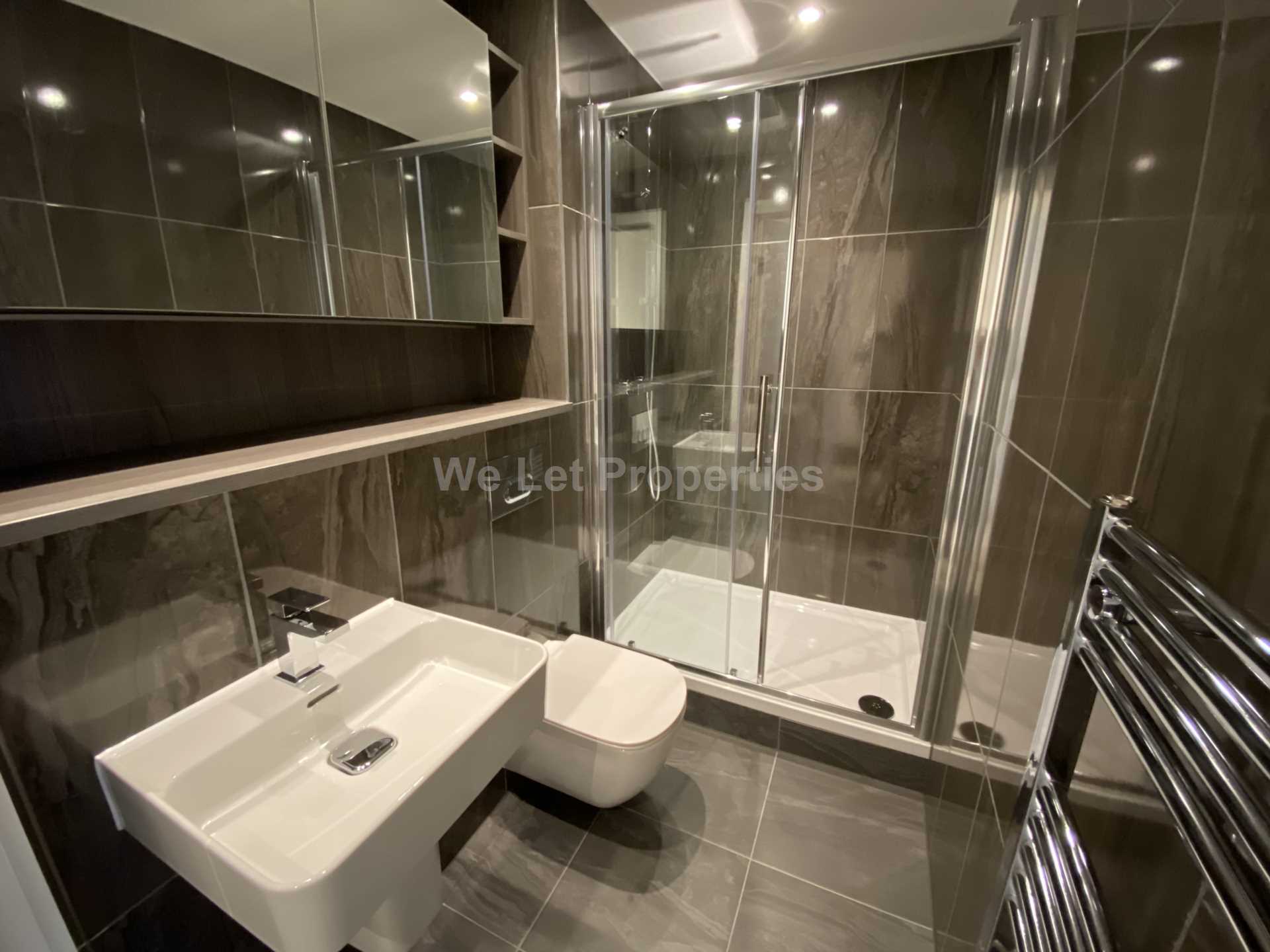 Victoria Residence, Crown St, Image 6