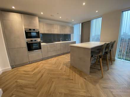 Victoria Residence, Crown St, Image 4