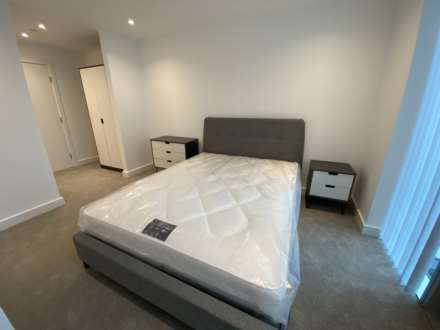 Victoria Residence, Crown St, Image 7