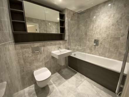 Victoria Residence, Crown St, Image 8