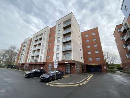 Spinner House, Salford, Image 10