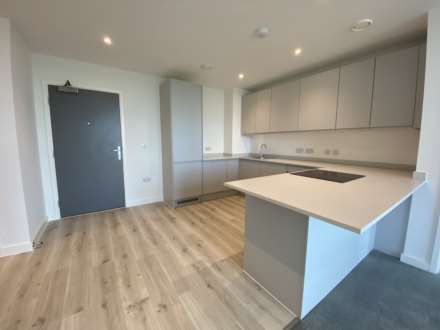 Property For Rent Wharf End, Trafford Park, Manchester