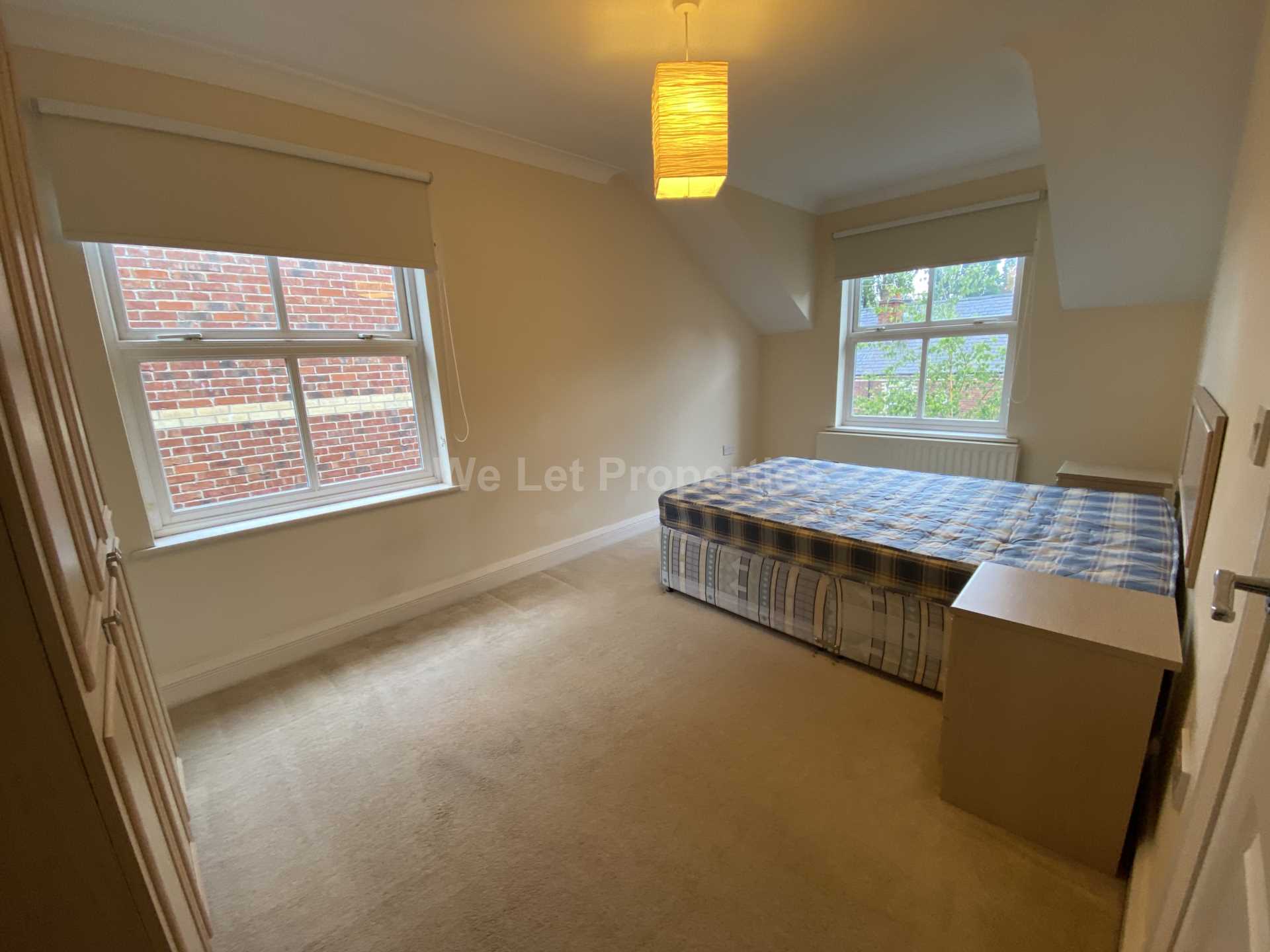 Oak Court, Didsbury, Image 7