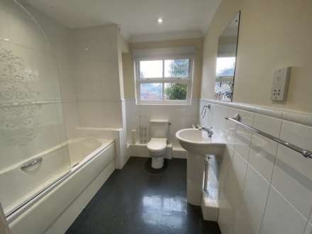 Oak Court, Didsbury, Image 8