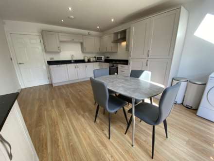 Monton Street, Manchester, Image 4