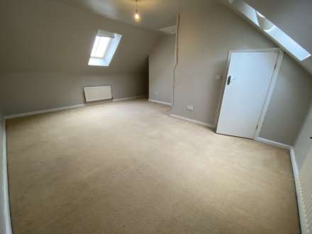 Parkgate Road, Altrincham, Image 12