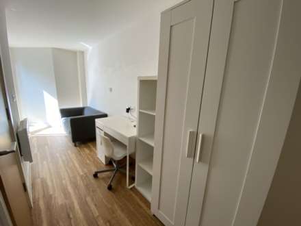 Campus, Salford, Image 4