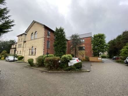 Ellerslie Court, Upper Park Road, Image 12