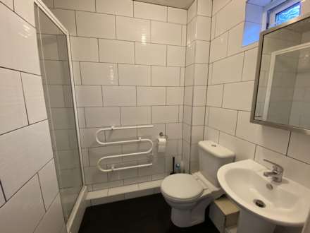 Ellerslie Court, Upper Park Road, Image 9