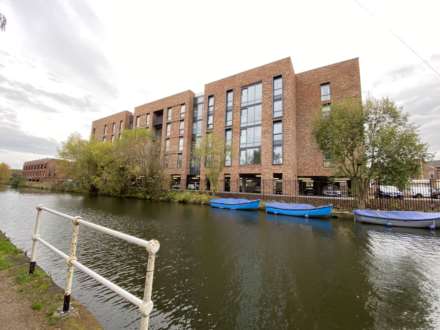 The Wharf, Altrincham, Image 8