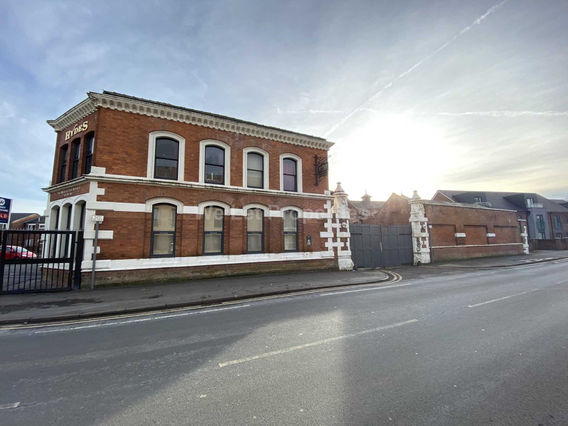Queens Brewery Court, Moss Lane West, Image 14