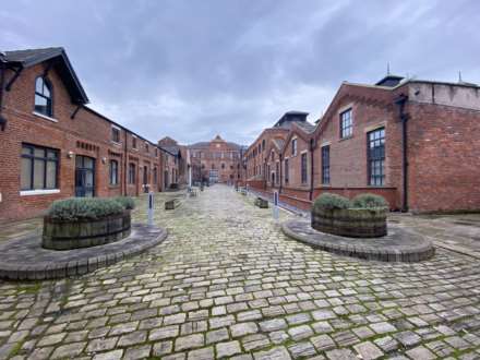 Queens Brewery Court, Moss Lane West, Image 13