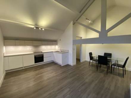 Queens Brewery Court, Moss Lane West, Image 4