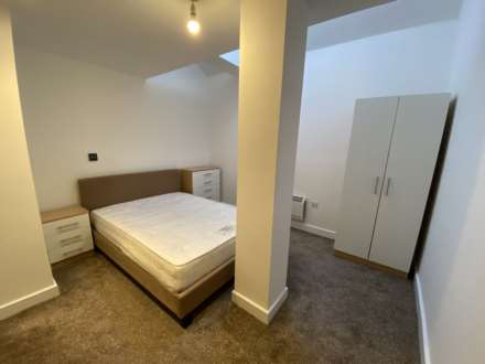 Queens Brewery Court, Moss Lane West, Image 6