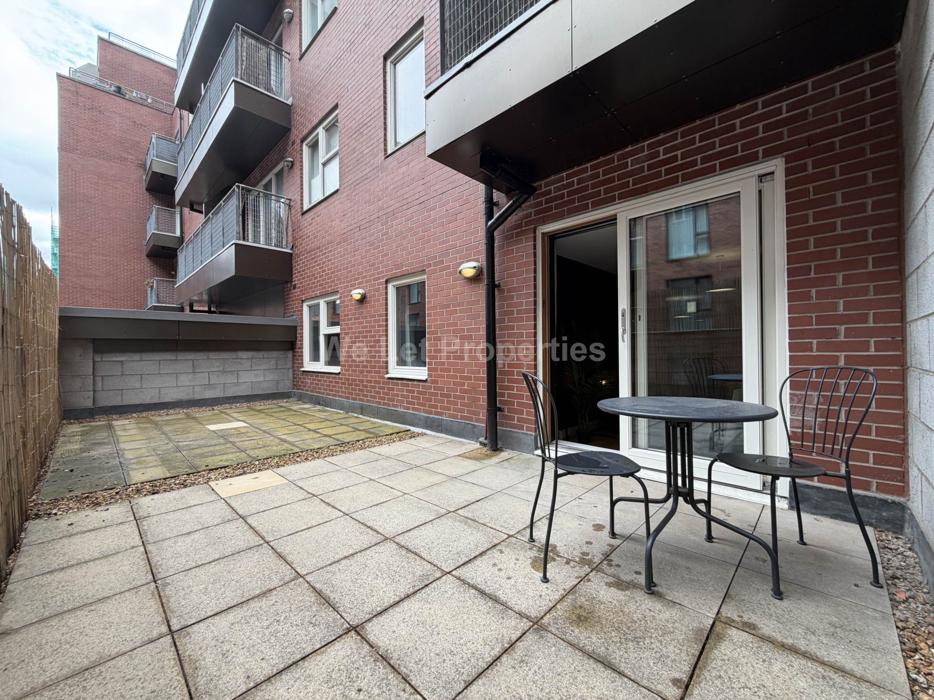 Northern Angel, Dyche Street, Image 1