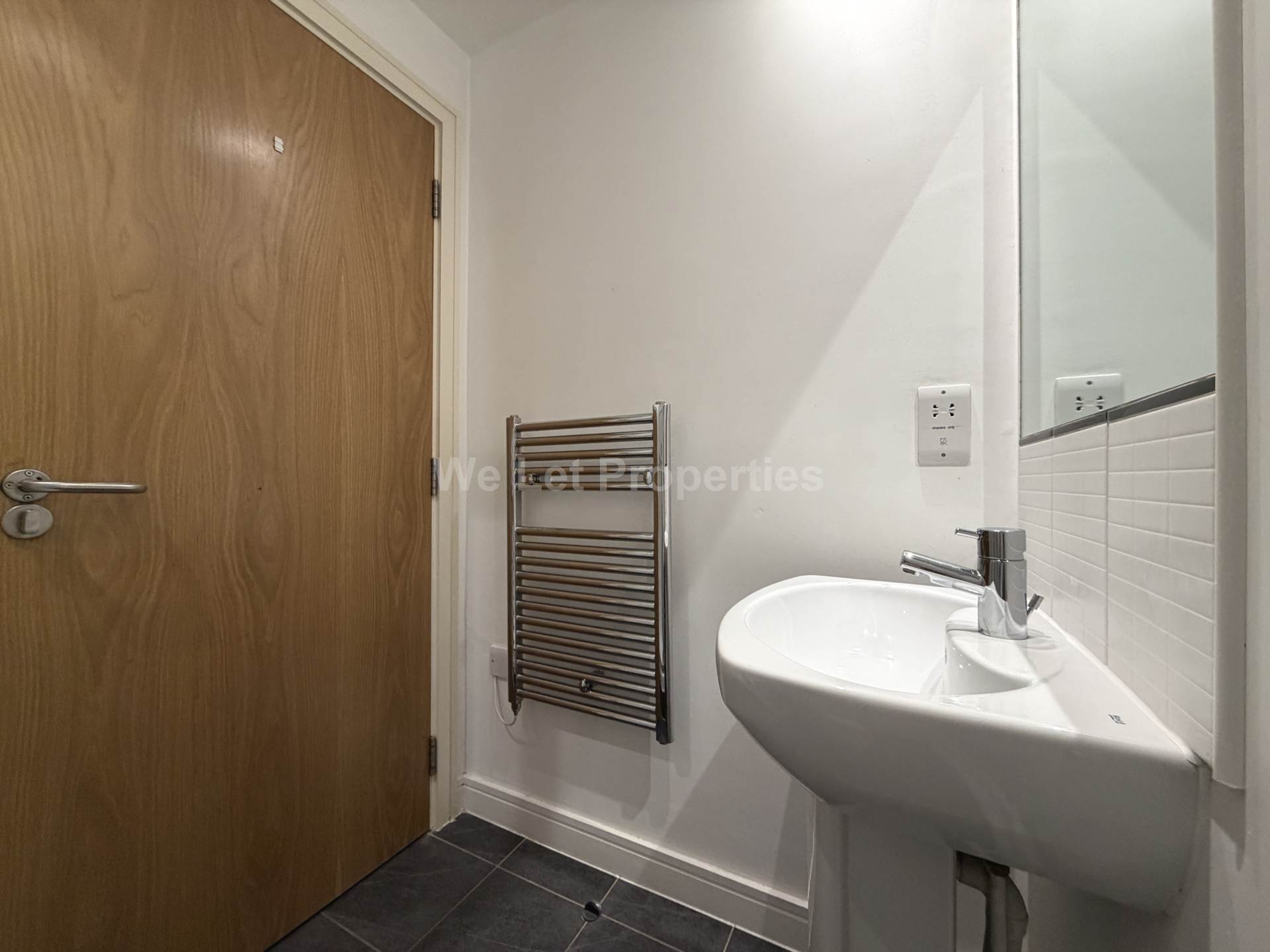 Northern Angel, Dyche Street, Image 10