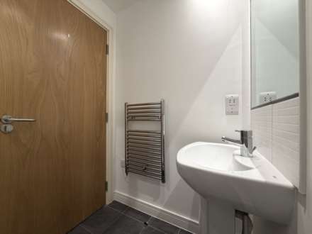 Northern Angel, Dyche Street, Image 10