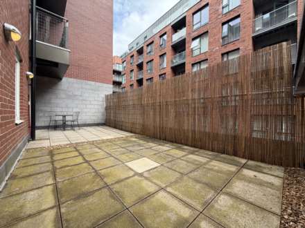 Northern Angel, Dyche Street, Image 16