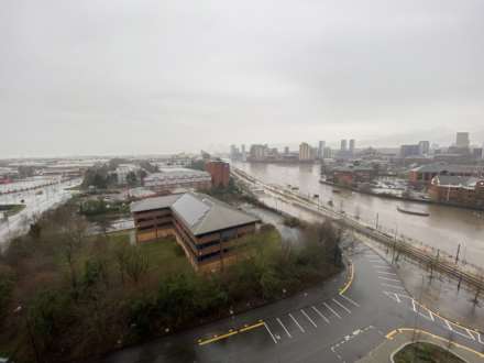 Wharf End, Trafford Park, Image 10