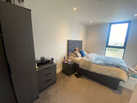 Regent Plaza, Salford, Image 3