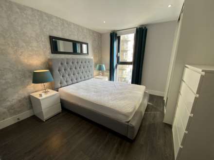 The Hallmark, Green Quarter, Image 5