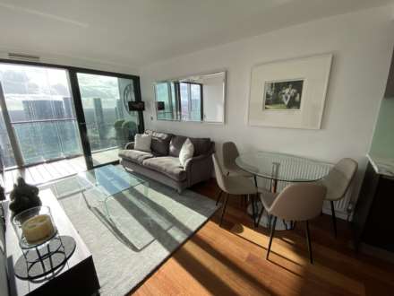 2 Bedroom Apartment, Deansgate, Manchester