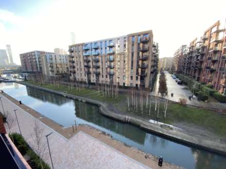 Railings, Middlewood Locks, Image 8