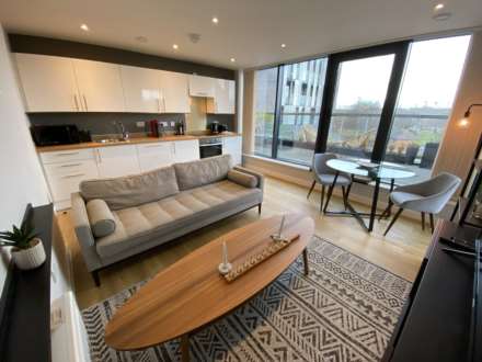 2 Bedroom Apartment, The Plaza, Every Street