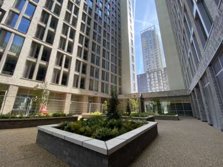 Irwell, Embankment Exchange, Image 12