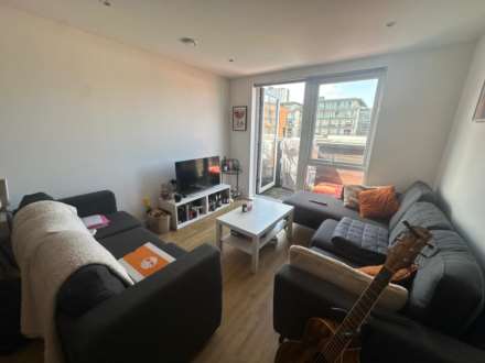 Property For Rent Advent Way, Manchester
