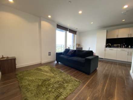 Property For Rent Number One Pink, Media City, Salford