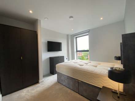 Commerce Quay, Salford, Image 4