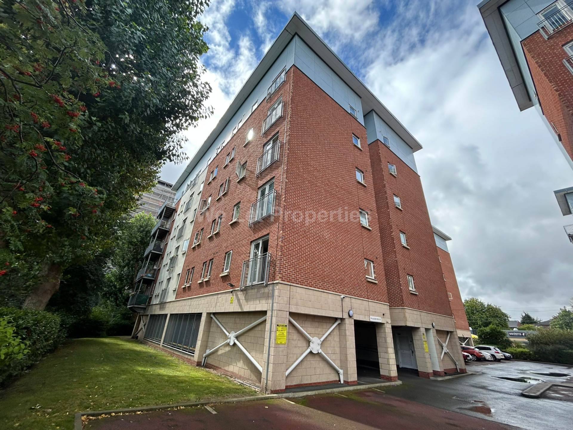 Walker House, Elmira Way, Image 13