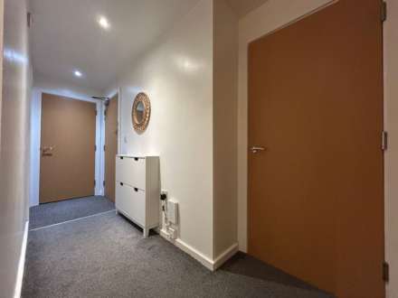Walker House, Elmira Way, Image 5