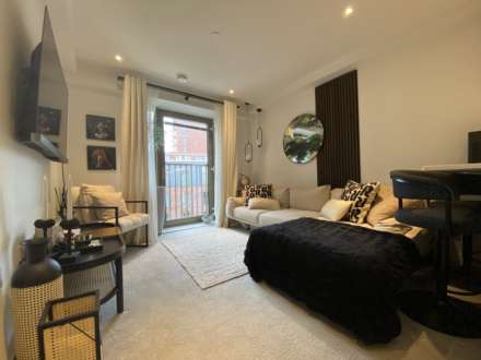 Local Crescent, 14 Hulme Street, Salford, Image 1