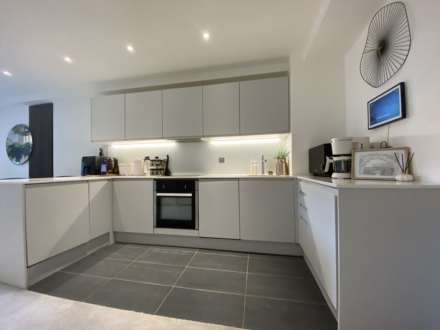 Local Crescent, 14 Hulme Street, Salford, Image 4