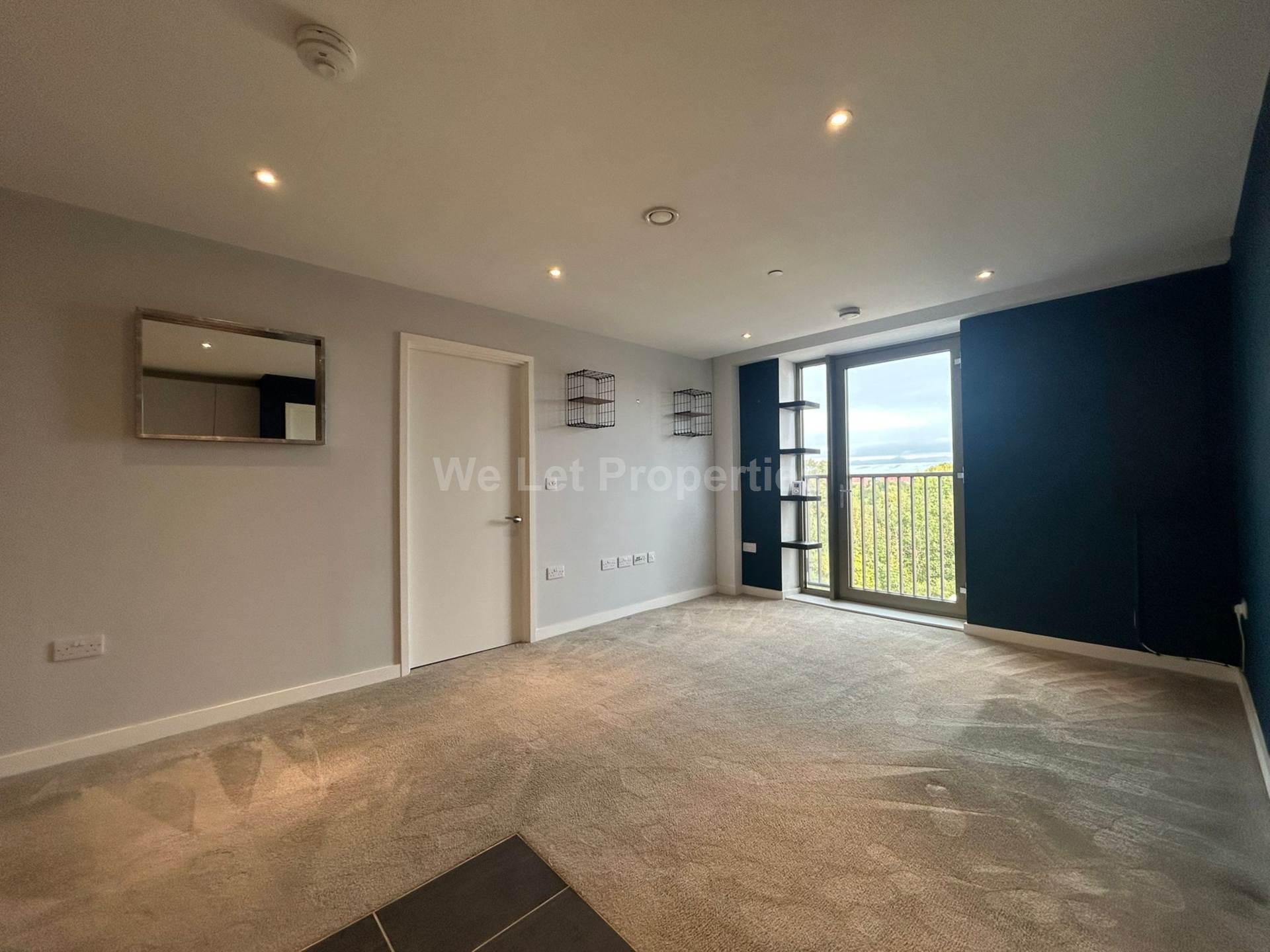 Local Crescent, Salford, Image 2