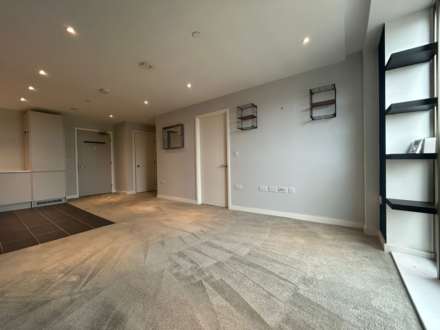 Local Crescent, Salford, Image 3