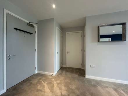 Local Crescent, Salford, Image 5