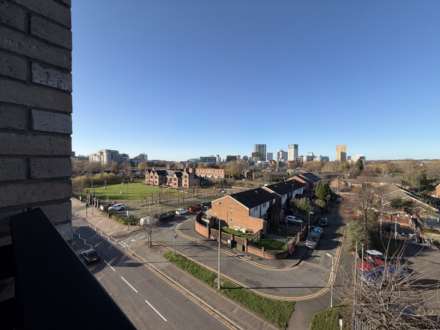 Berkeley Square, Ordsall Lane, Image 11