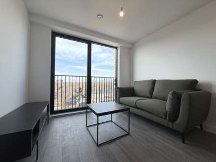 Berkeley Square, Ordsall Lane, Image 4